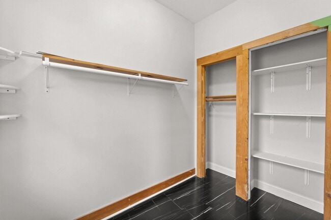 Building Photo - 78 Court House Pl