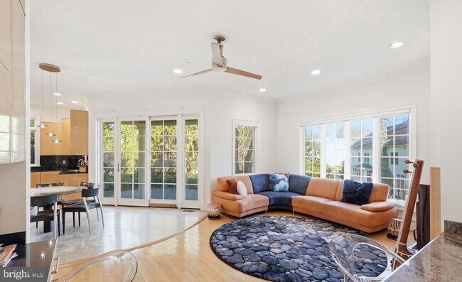 Building Photo - 8537 Rapley Preserve Cir