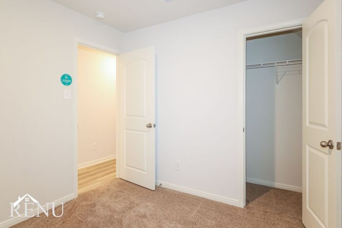 Building Photo - 25506 Rose Creek Dr