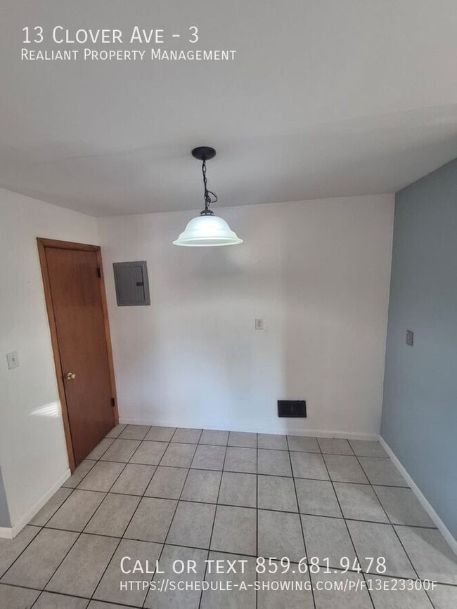 Building Photo - 13 Clover Ave