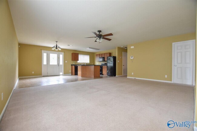 Building Photo - 15395 Mill Valley Dr
