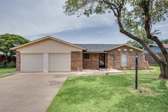 Building Photo - 5511 Hooper Dr