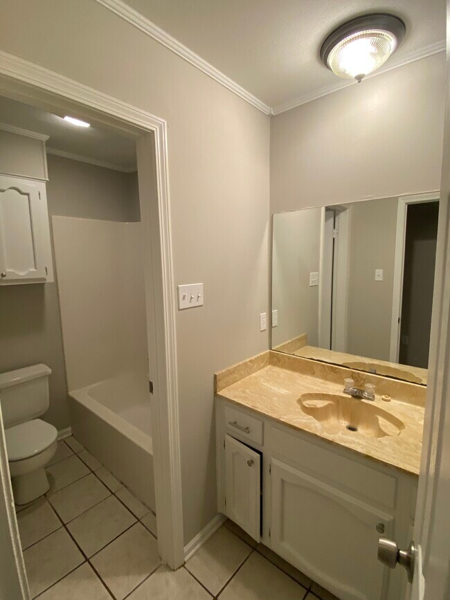 Bathroom - 15348 Crystal Dr