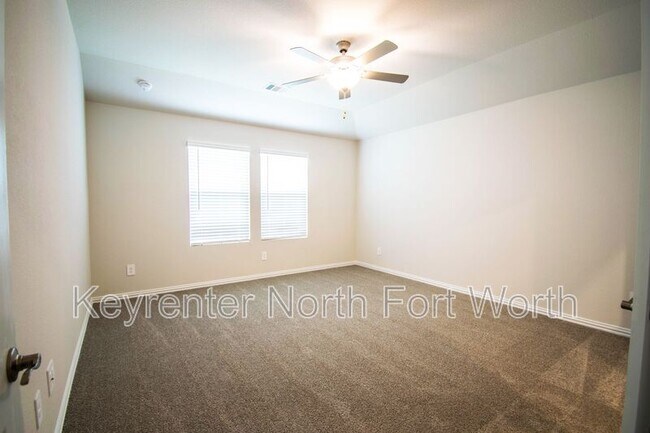 Building Photo - 2106 Dunbar Dr