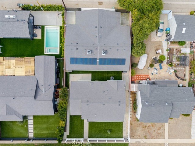 Building Photo - 6219 Sylvia Ave