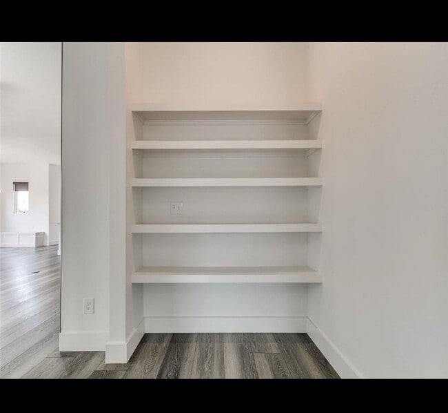 Building Photo - Gated Community - Beautiful, Spacious Home...