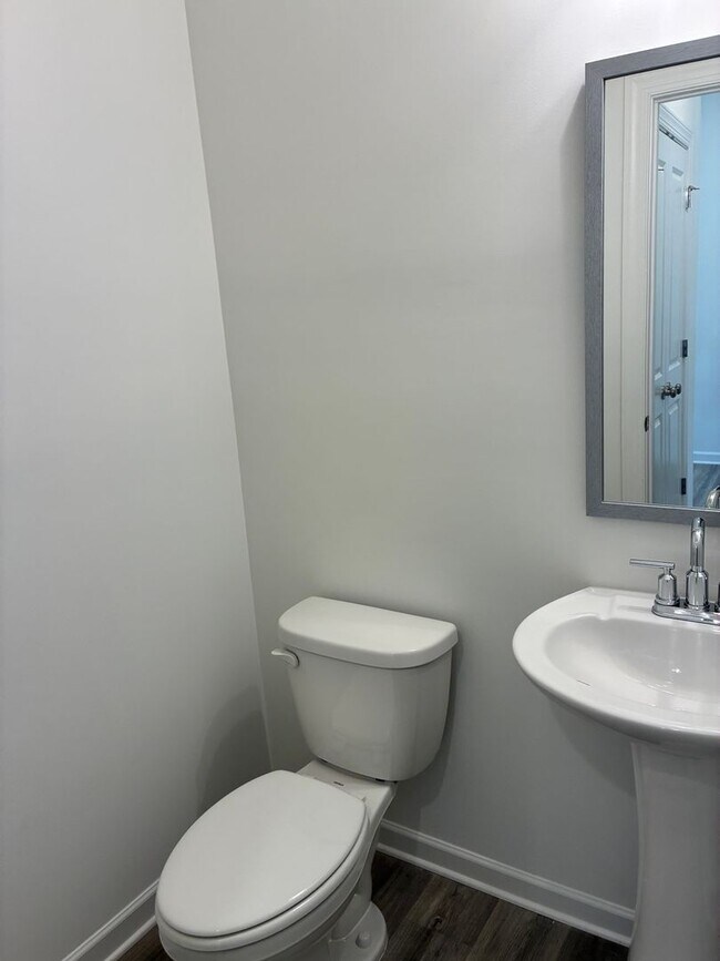 Building Photo - BRAND NEW SINGLE FAMILY HOME IN LOGANVILLE