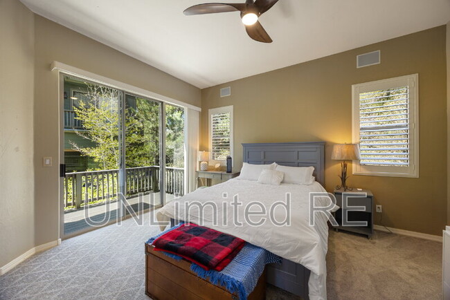 Building Photo - 674 Crosscreek Dr