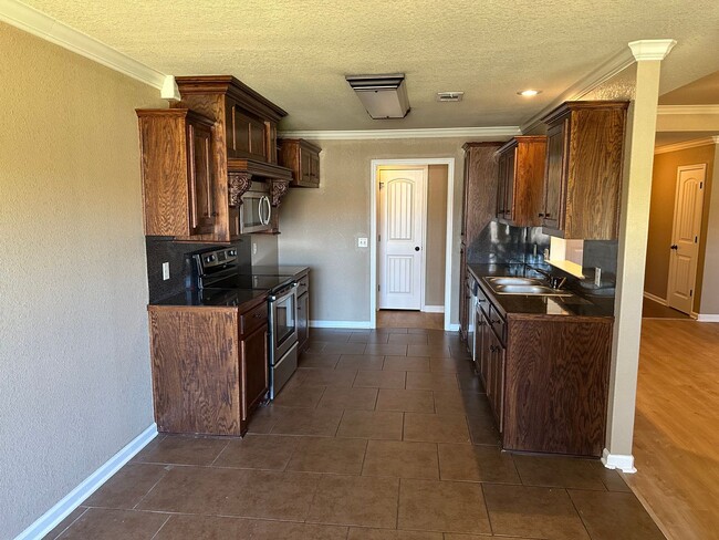 Building Photo - 103 Sagefield Cove