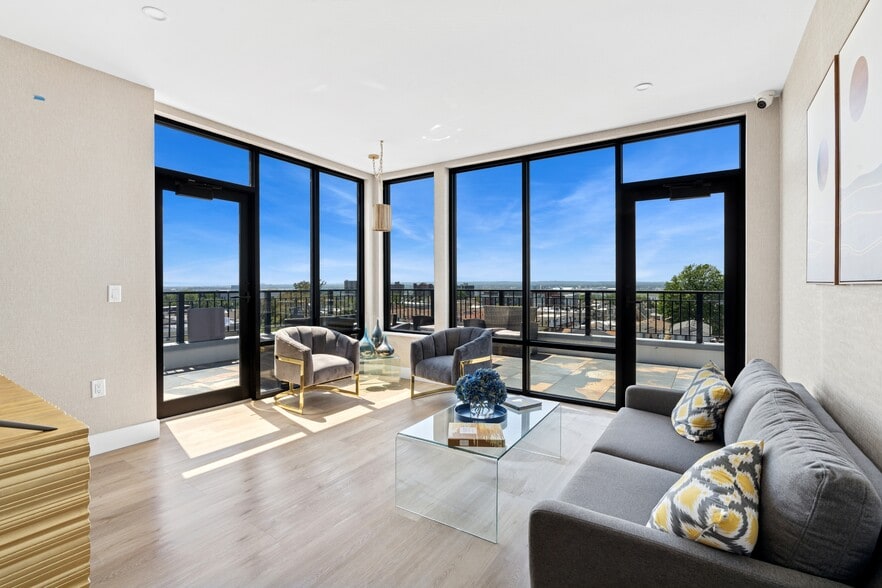 Primary Photo - E Residences @ 6810 Polk St