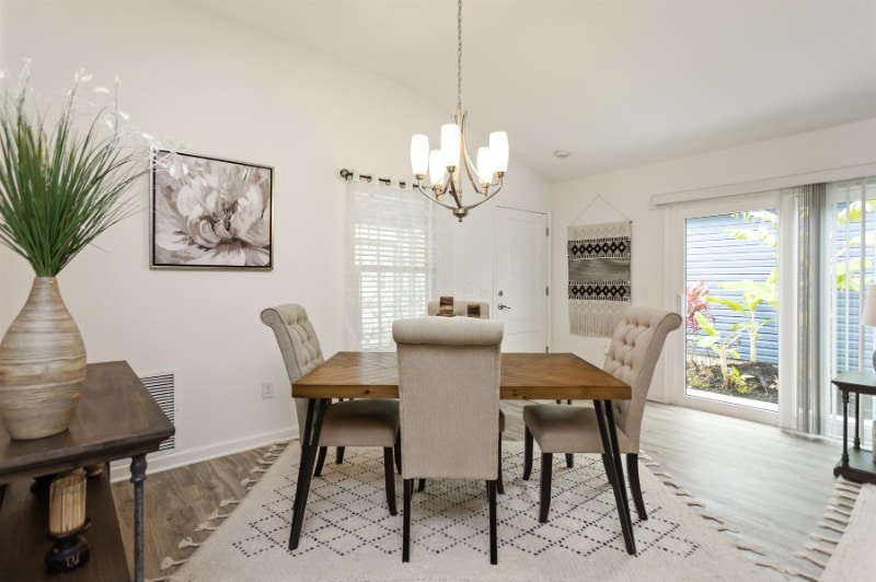 Building Photo - 5745 Gillespie Ln