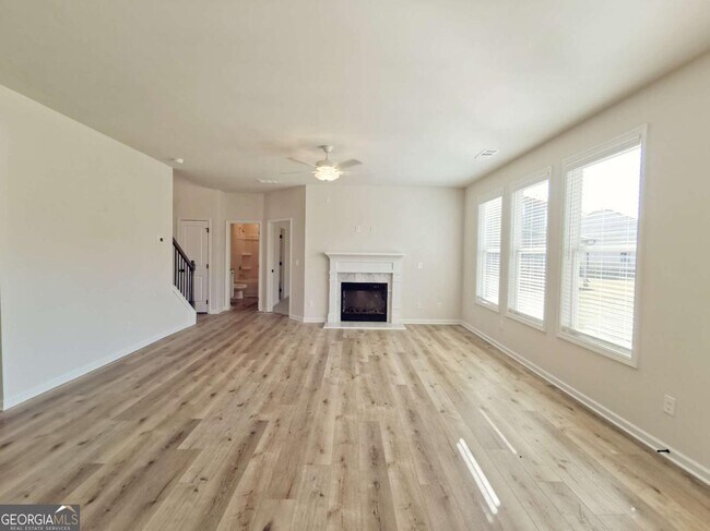 Building Photo - 38 Longhorn Wy