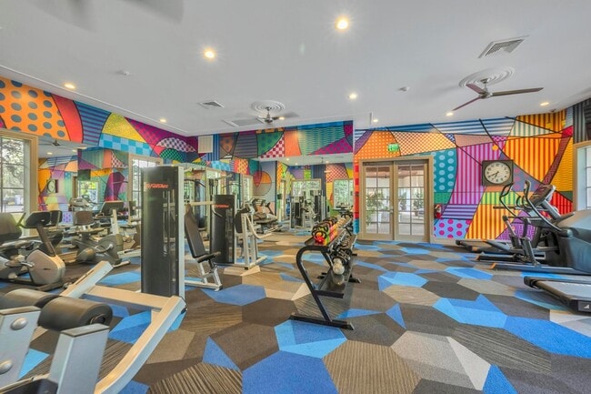 Building Photo - 549 SE Prescott Pl