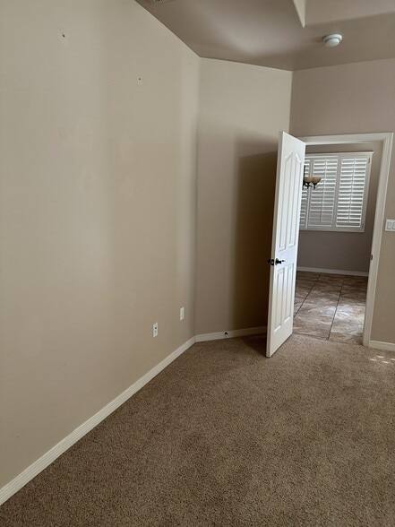 Building Photo - 7470 Sierra Linda Ct