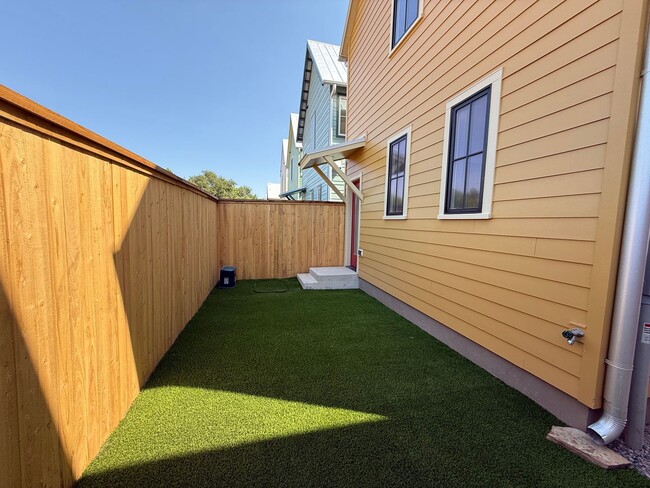 Building Photo - NEW Construction 2 Bed, 1.5 Bath in the Wh...