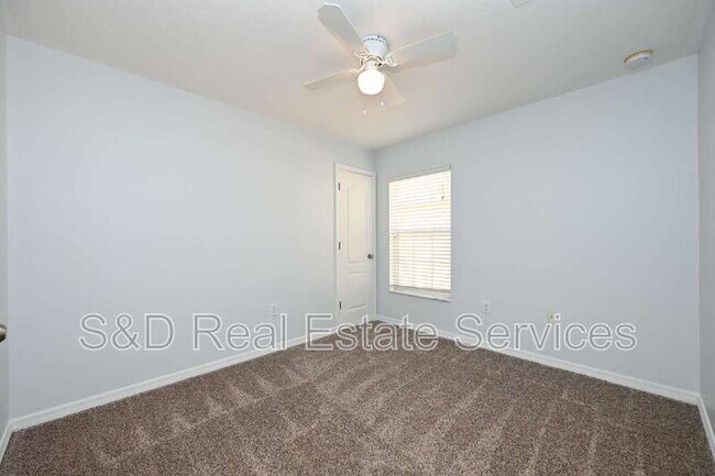 Building Photo - 4219 Winding Vine Dr