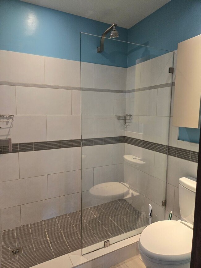 Building Photo - 2116 Circlewood Pl