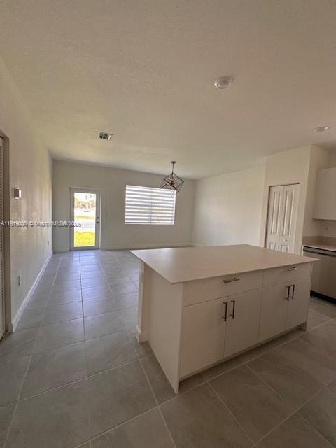 Building Photo - 2265 SE 30th St