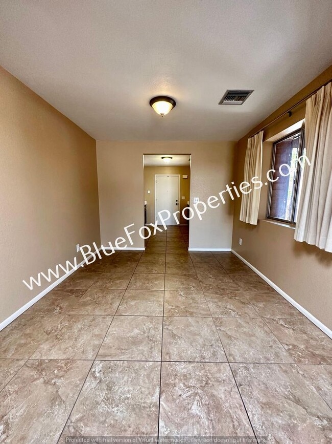 Building Photo - 4227 E Presidio Rd