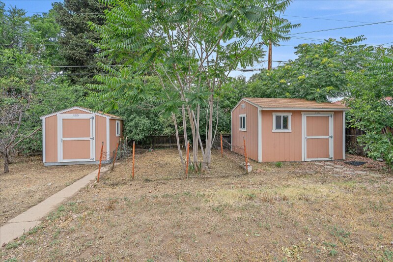 Building Photo - 1637 S Quitman St