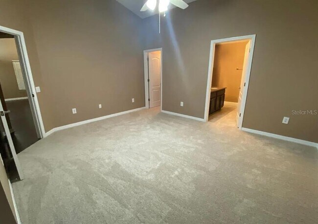 Building Photo - 6414 Open Pasture Ct