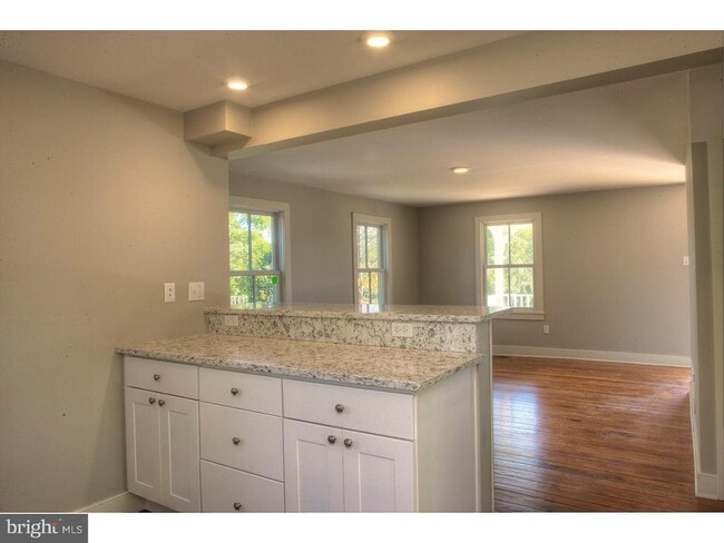 Building Photo - 5253 Upper Mountain Rd