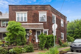 Building Photo - 5939 Alder St