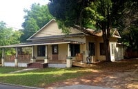 Building Photo - Beautiful Historic Dade City 4BR/3BA Home ...