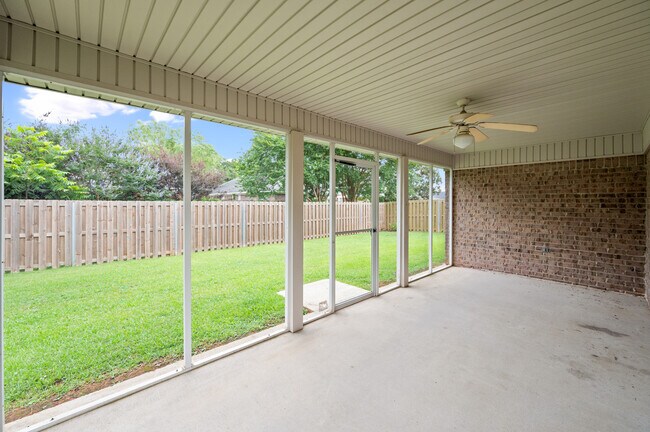 Building Photo - 25930 Overton Dr