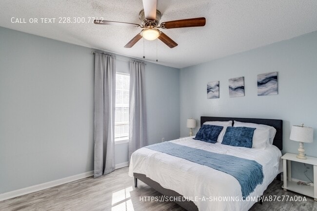 Building Photo - 245 Mc Donnell Ave