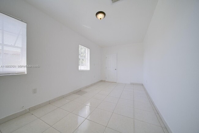 Building Photo - 1471 NW 93rd St