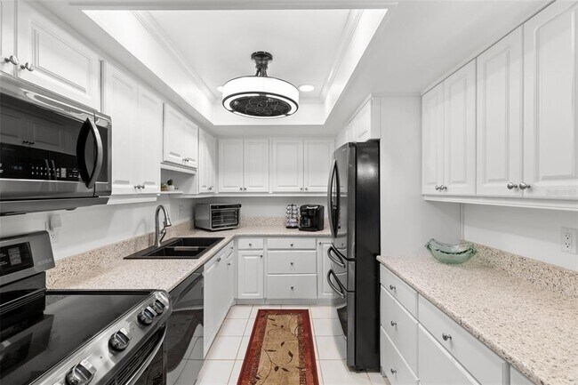 Building Photo - 3143 37th Ln S