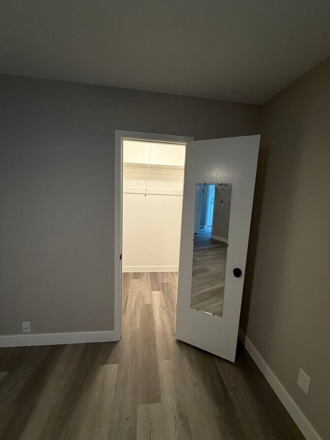 Building Photo - Remodeled 3 Bedroom Home Tempe