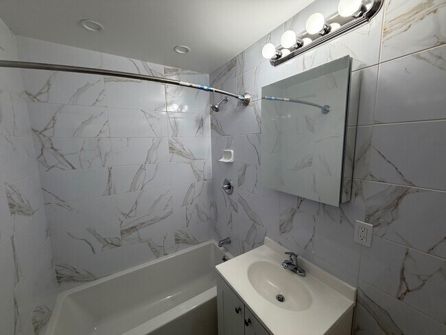 Building Photo - 1917 Avenue O