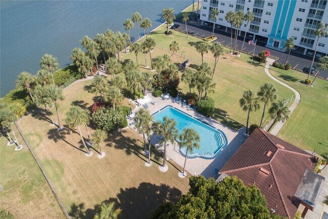 Building Photo - 10216 Regal Dr