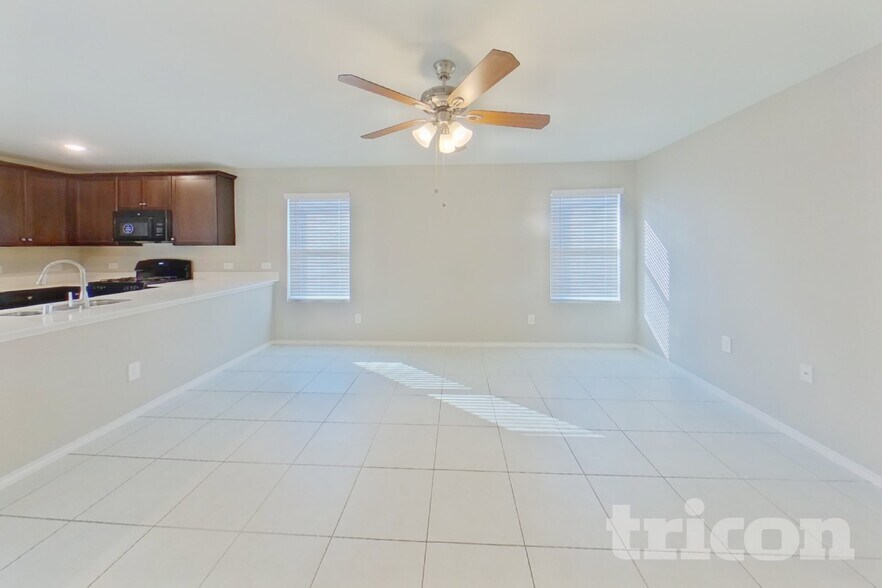 Building Photo - 2602 Vavra Ln