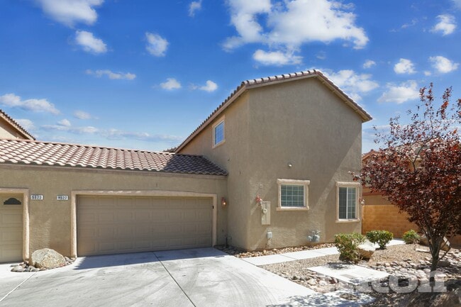 Building Photo - 9827 W Spinnaker Creek Ave