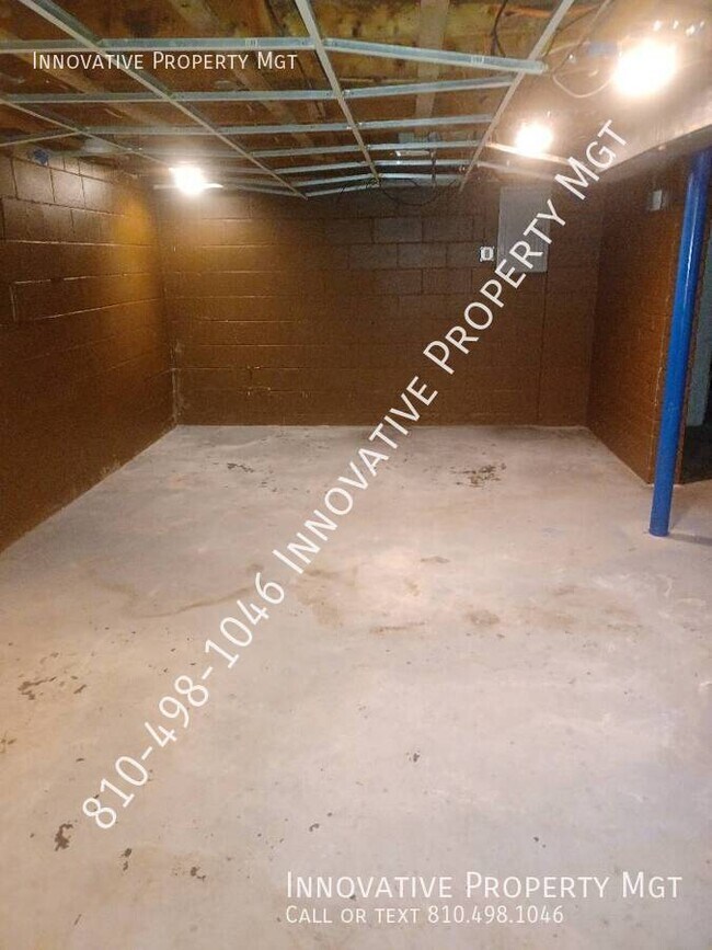 Building Photo - 1150 Peachtree Dr