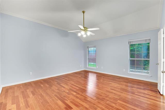 Building Photo - 1211 Greenway Dr