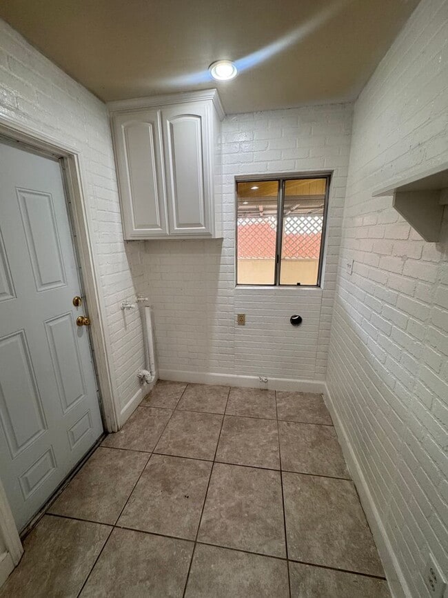 Building Photo - Available Now