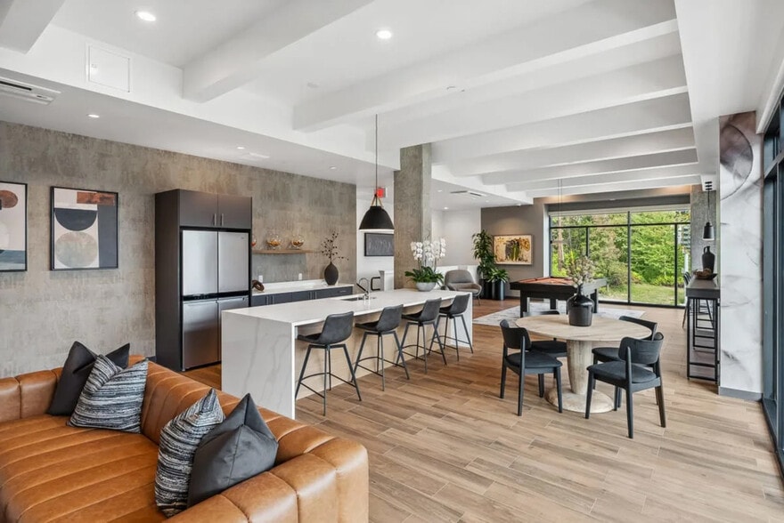 Building Photo - 12377 137th Pl NE