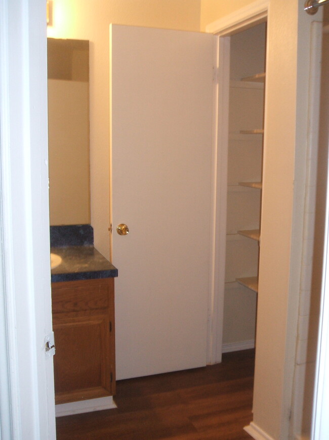 Master Bath Linen Closet - 11180 Bethany Way