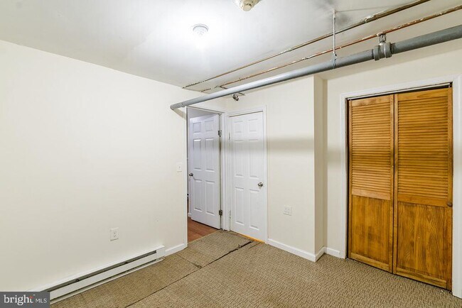 Building Photo - 1501 W Allegheny Ave