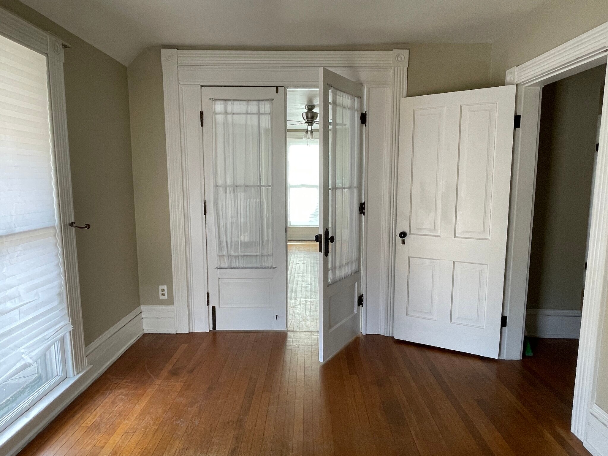 Building Photo - 2424 S Harrison St