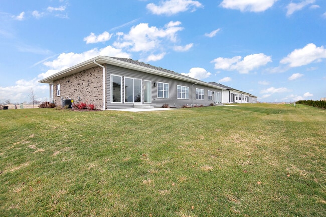 Building Photo - 2031 Isabella Ln