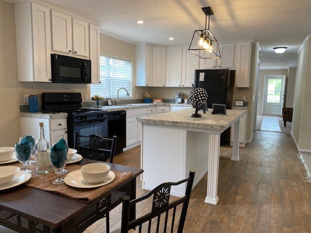 Primary Photo - 1255 Concord Dr