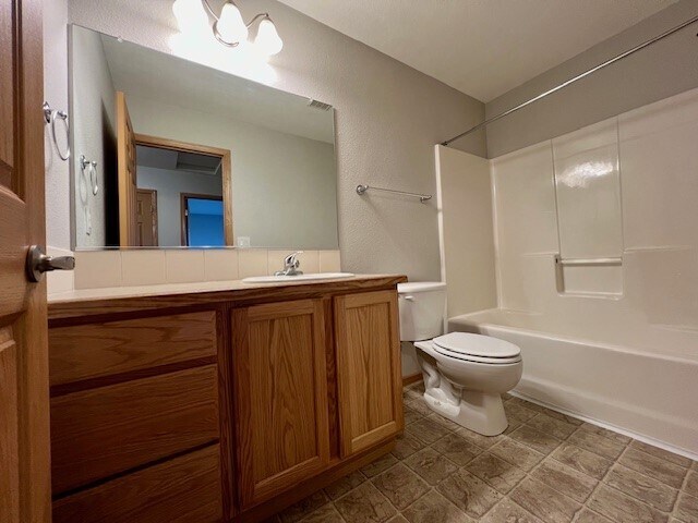 Building Photo - 6814 Riviera Ct