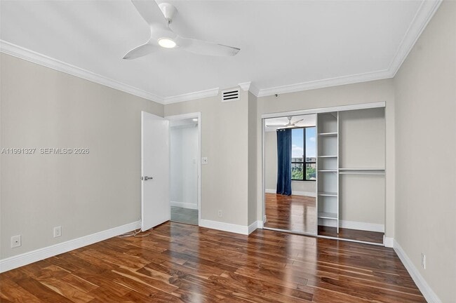 Building Photo - 7145 Promenade Dr