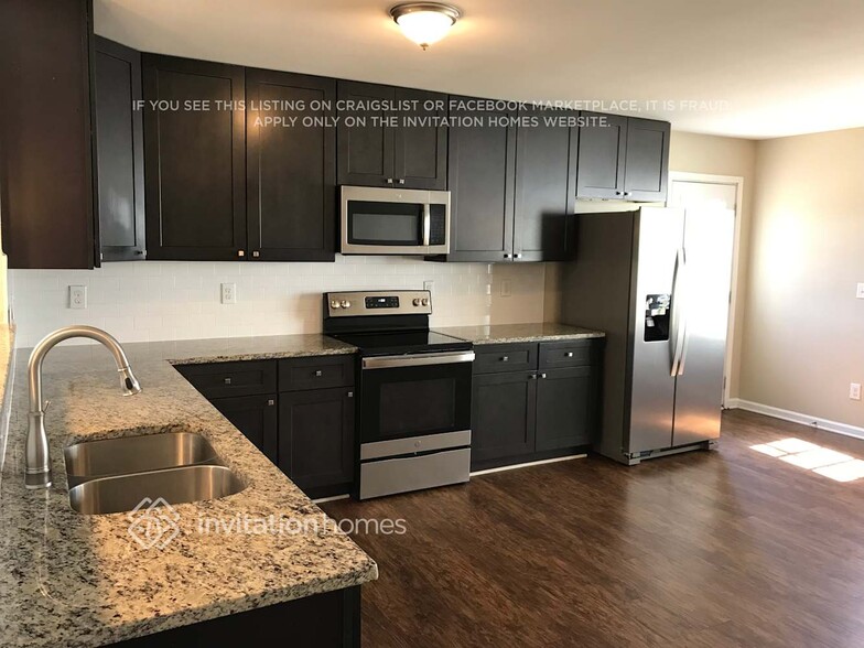 Building Photo - 9600 Cayenne Dr