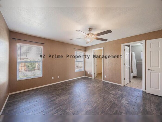 Building Photo - 3434 W Kings Ave